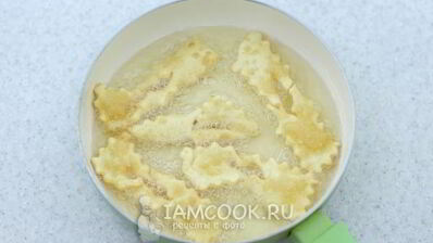 тонкий хрустящий хворост