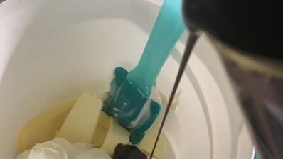 бисквитный торт с меренгой и арахисом