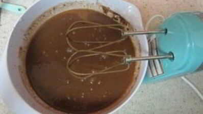 шоколадный торт с белым кремом