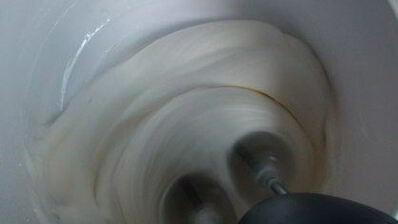 торт малиновый купол с шоколадным крем-муссом