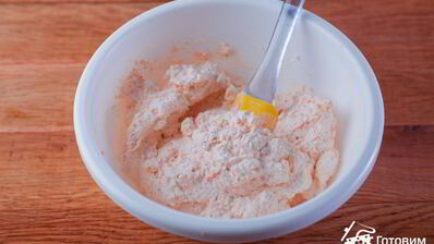 профитроли с пармезаном и муссом из форели