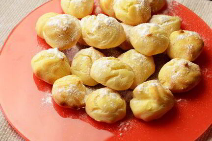 Профитроли с творожным кремом