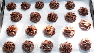 шоколадные профитроли с кремом