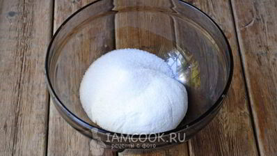 торт из профитролей со сметанным кремом