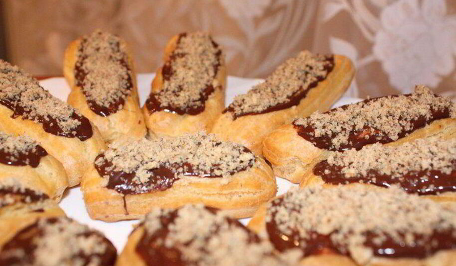 Рецепт эклеров, их же заварные пирожные