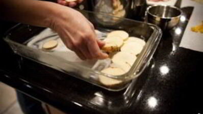 картофельная запеканка с беконом