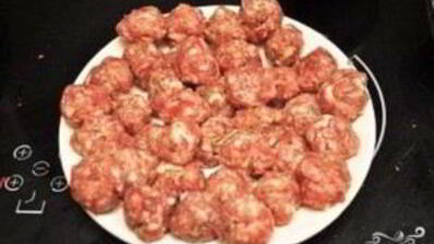 картофельная запеканка с мясными шариками