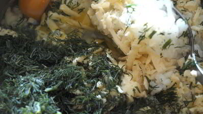 рисовая запеканка с лососем и стручковой фасолью