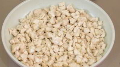 запеканка с рисом, куриным филе, кукурузой и овощами