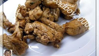 запеканка с виноградом и грибами