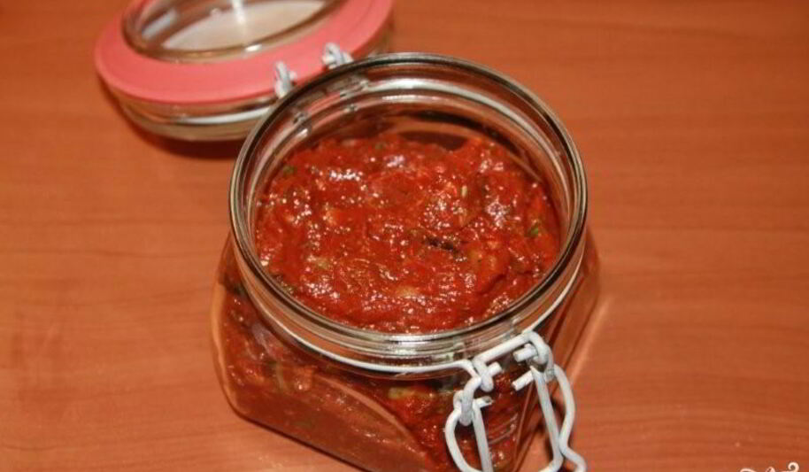 Рецепт аджики острой
