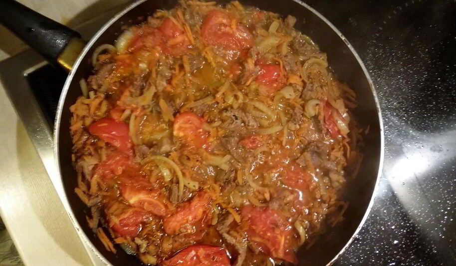 Рецепт говядины с аджикой и помидорами
