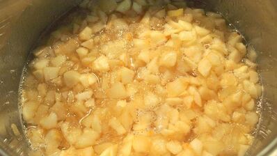 яблочный джем с карамелью