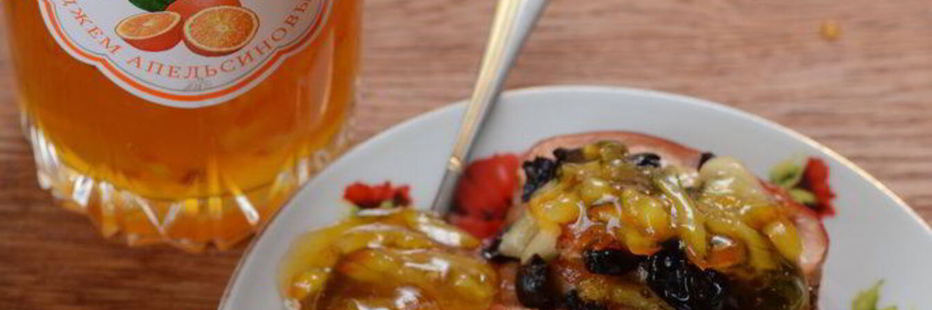 Запеченные яблоки с апельсиновым джемом