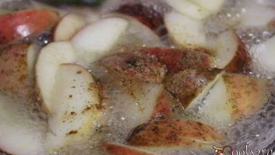 ароматный компот из яблок и мандаринов