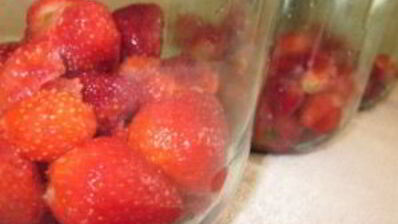 клубничный компот на зиму