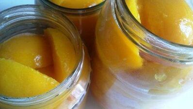 компот из персиков в сливовой заливке