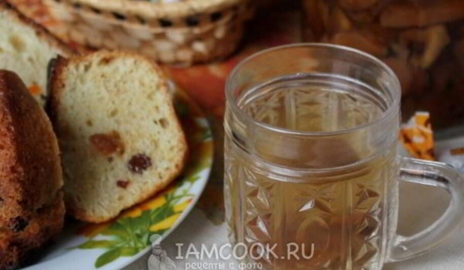 Рецепт компота из сушеных яблок с тимьяном