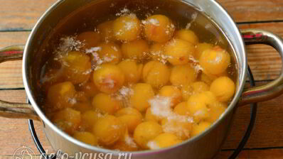 компот из желтой алычи на зиму