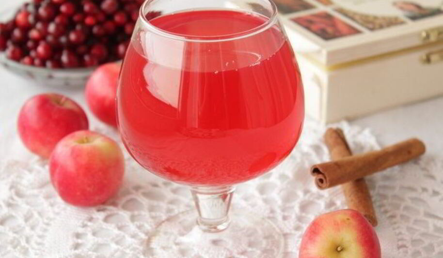 Рецепт компота клюквенно-яблочный пряный