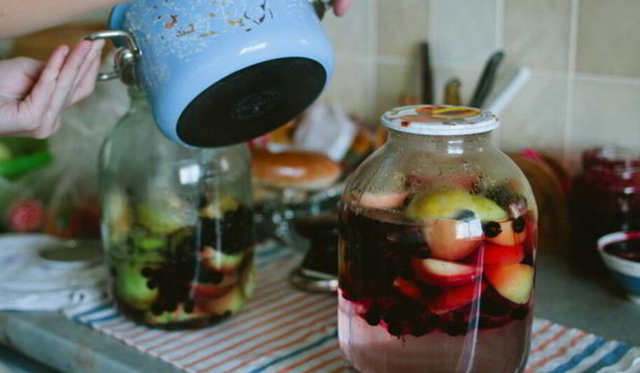 Рецепт яблочного компота из свежих яблок