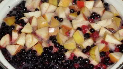 ягодно-яблочный компот