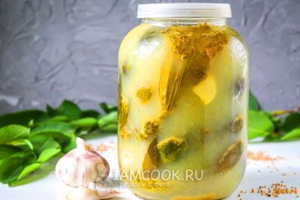 Квашеные огурцы с горчицей