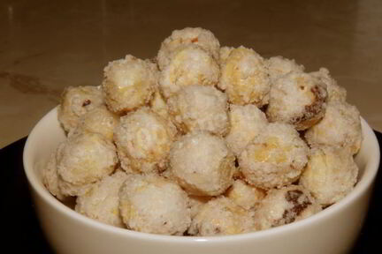 Лесные орехи в сахаре