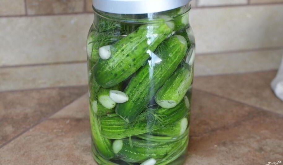 Рецепт быстрых маринованных огурцов