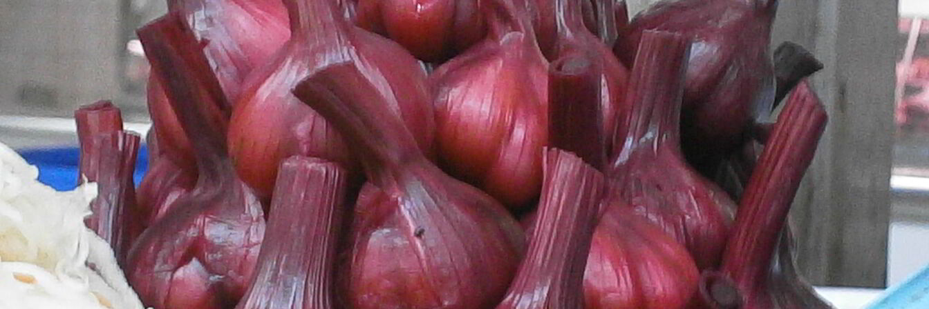 Чеснок маринованный со свеклой