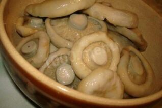 Грузди маринованные