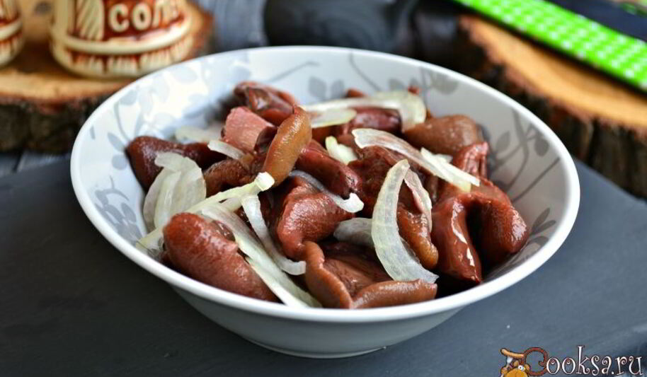 Рецепт маринованных лесных грибов за 12 часов