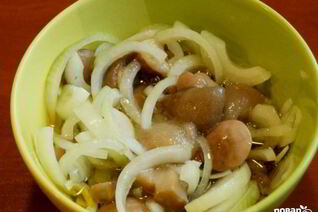 Маринованные маслята