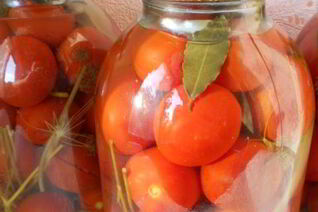 Маринованные помидоры