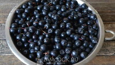 сок из черноплодной рябины на зиму