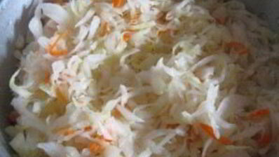 кислая капуста со свининой
