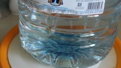 малосольные огурцы с молодой капустой