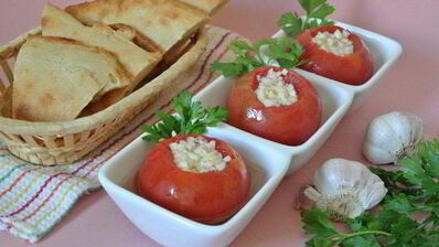 малосольные помидоры с чесноком