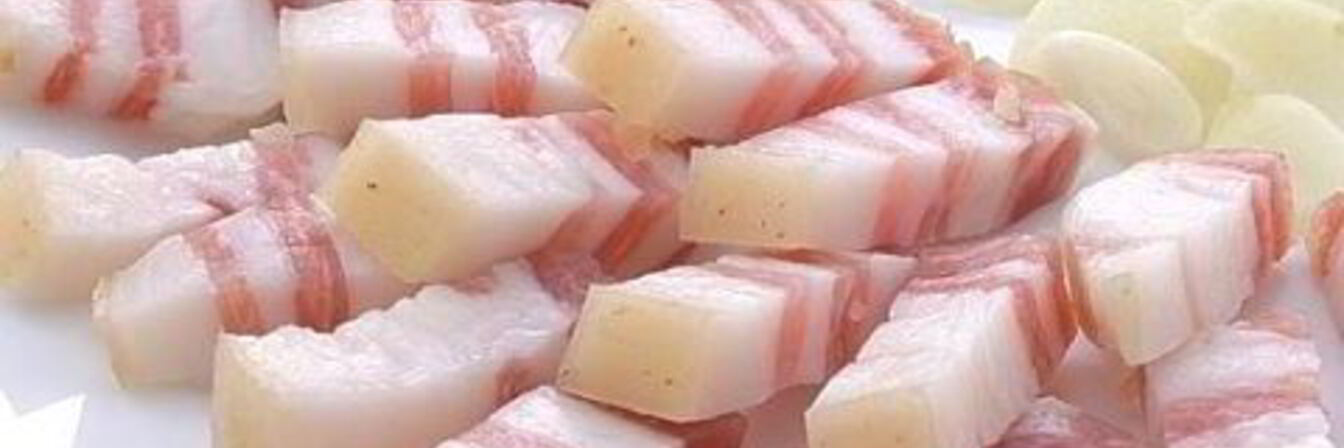 Сало, соленное с чесноком