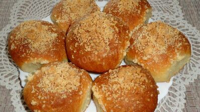 булочки с вареньем дрожжевые