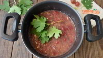 варенье из крыжовника с листьями смородины