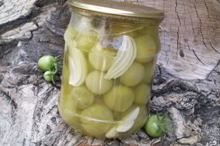 Закатка зеленых помидоров на зиму