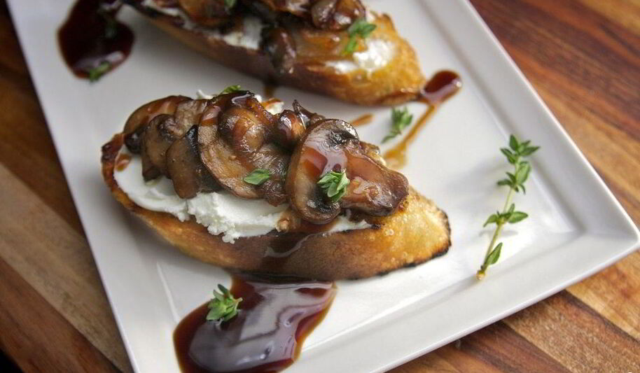 Рецепт брускетты с грибами
