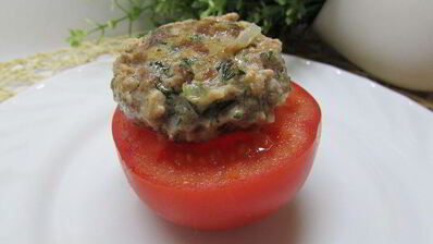 гамбургер в помидорке