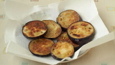 бутерброды с баклажанами и помидорами