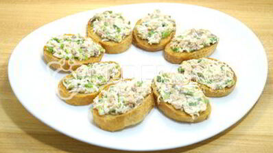 бутерброды с печенью трески