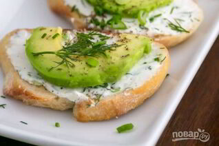 Быстрые бутерброды с авокадо