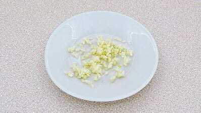 горячие бутерброды с колбасой и сыром