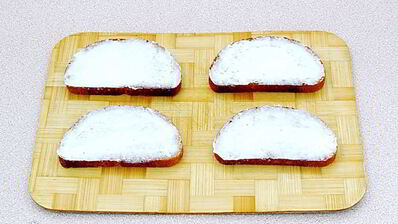 горячие бутерброды с колбасой и сыром