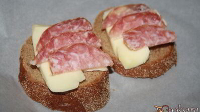 горячие бутерброды в средиземноморском стиле